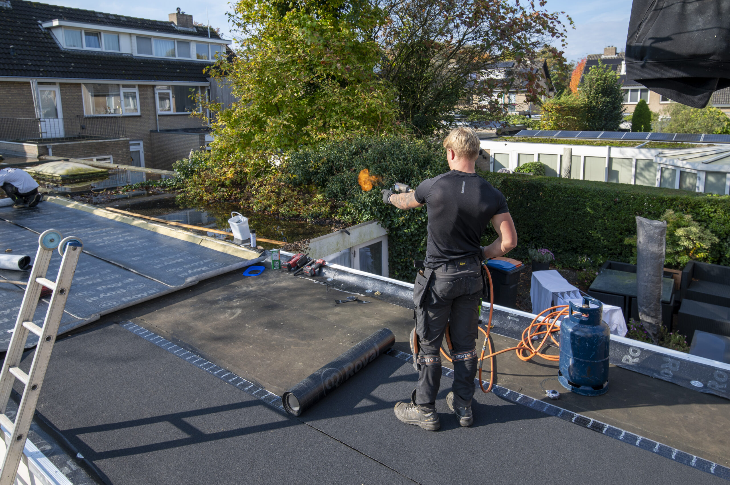 Spoed dakreparatie